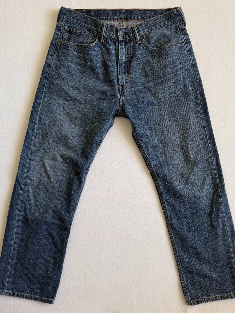 Levi's 505 Jeans Mens Size 34x30 Blue Straight Leg Fit Medium Wash Denim